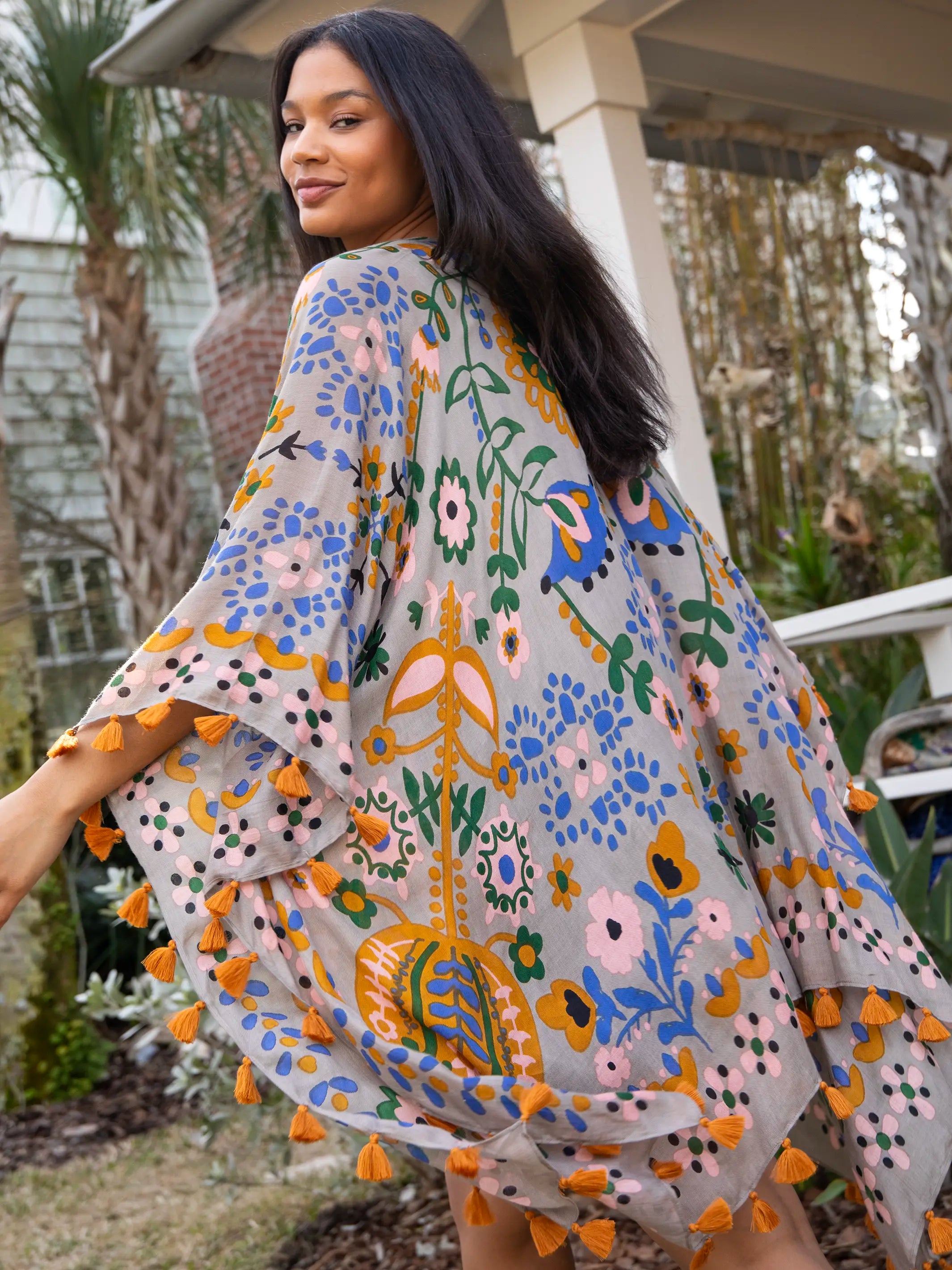 Soleil Tassel Kimono - Light Grey Mandala