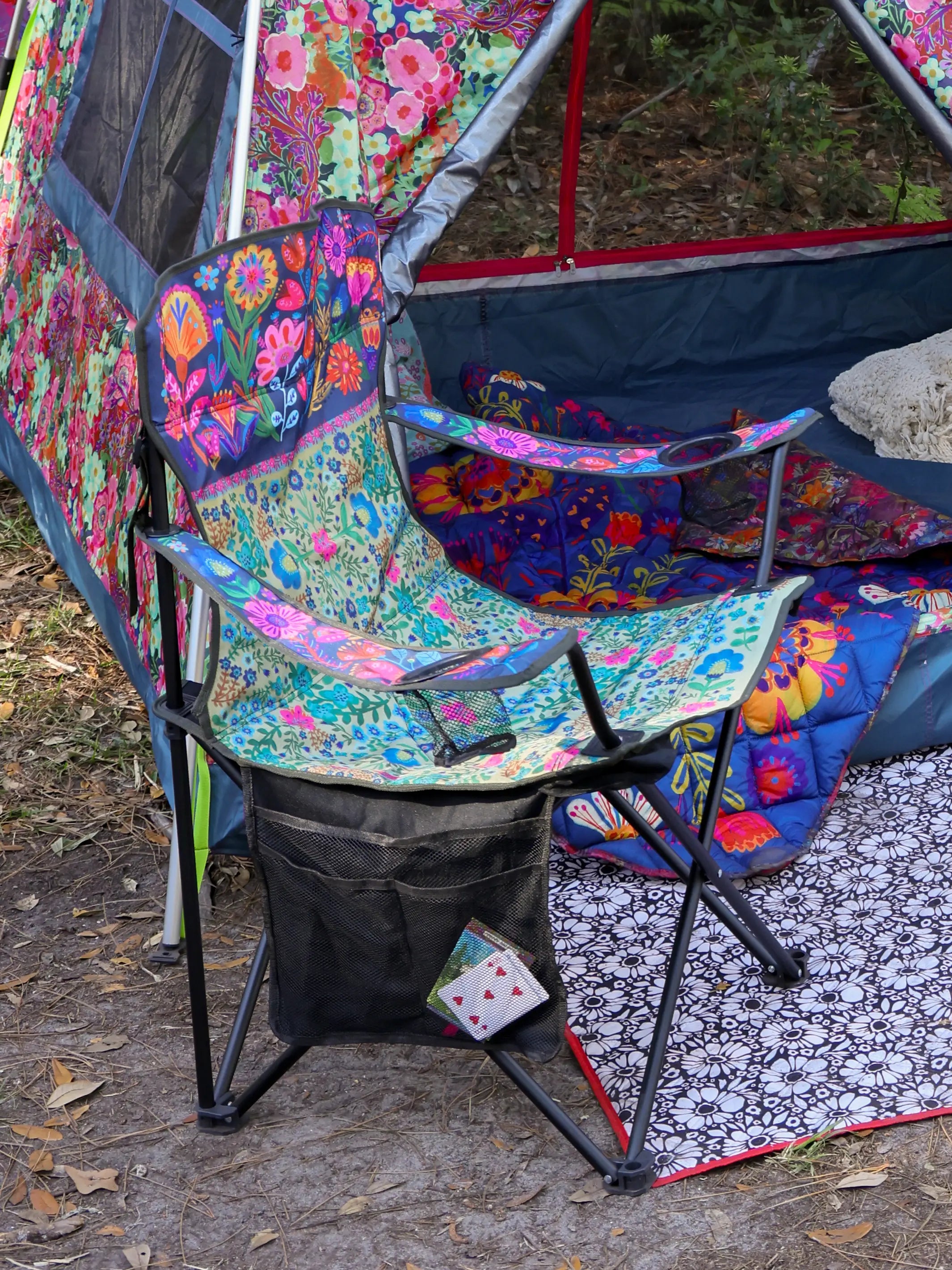 Happy Camp Chair - Folk Flower Bay
