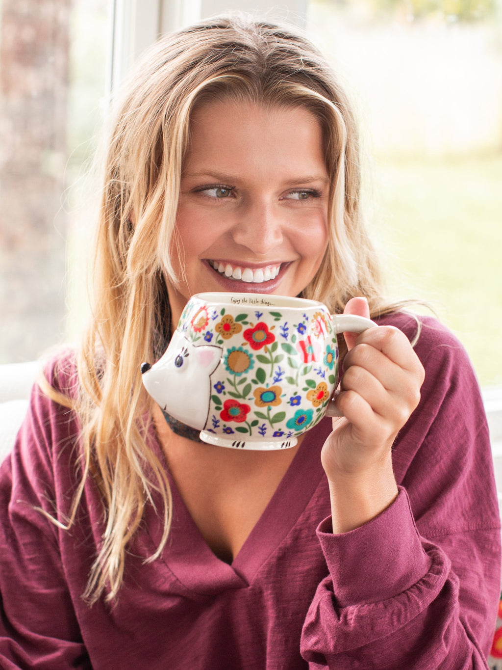 Folk Art Coffee Mug - Harriet The Hedgehog