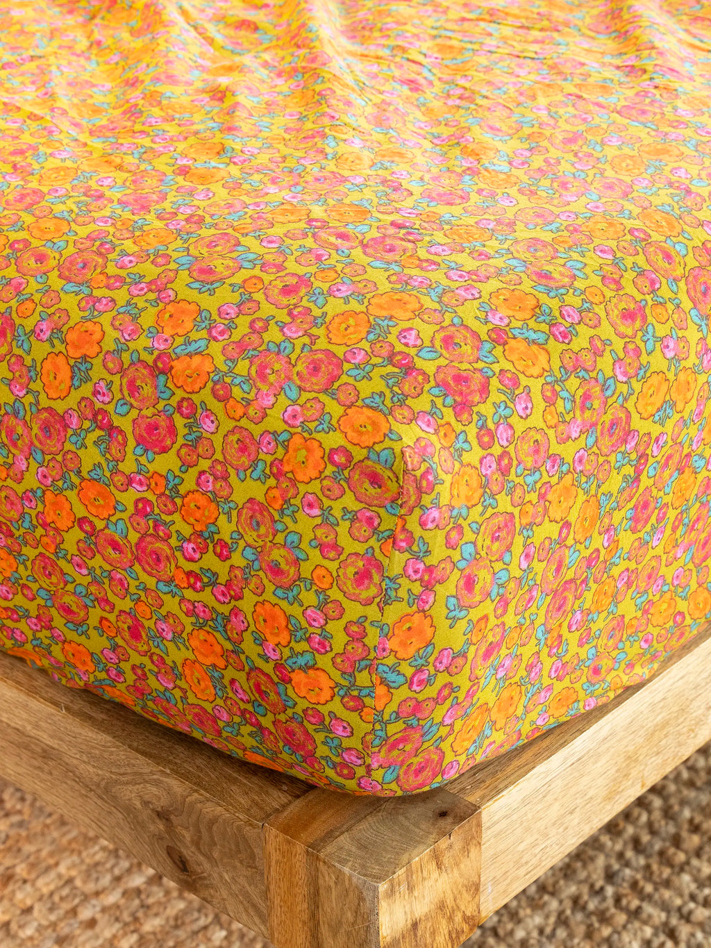 Mix & Match Cotton Fitted Sheet - Green Retro Calico